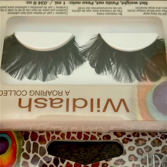 Lash Mix Set Of 3 Black Full Volume Includes Classic Feather Gold Tinsel NWT - Picture 3 of 5